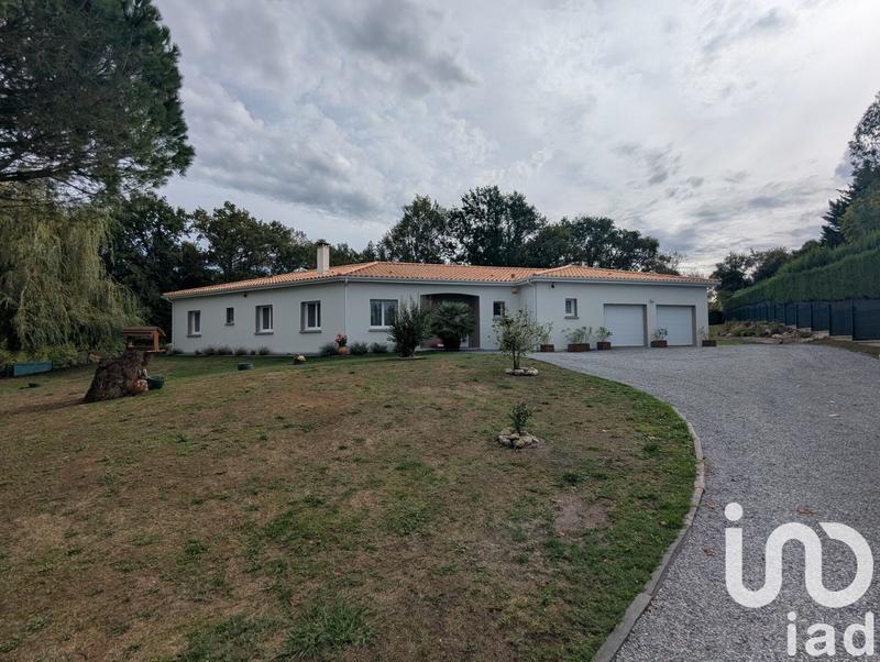 Maison - 193 m² - 6 pièces