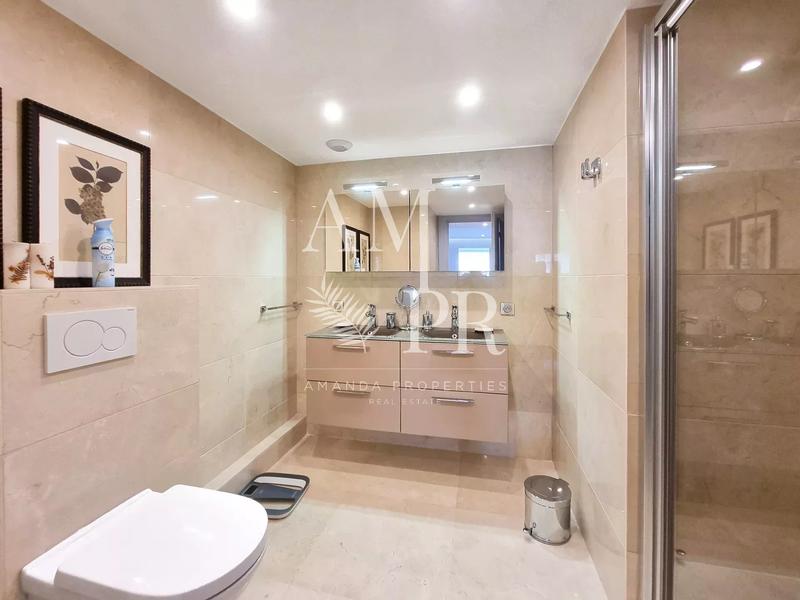 Appartement - 110 m² - 4 pièces