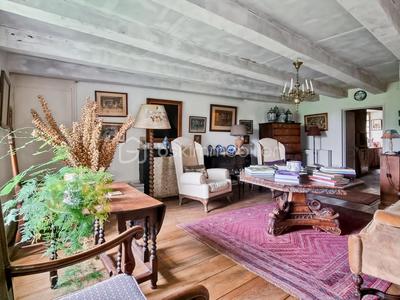 Maison en pierre - 560 m² - 11 pièces