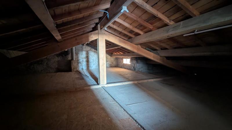 Maison - 200 m² - 12 pièces