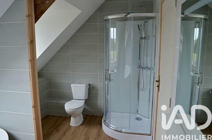 Maison - 217 m² - 8 pièces