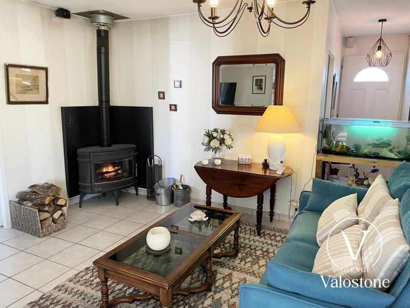 Maison traditionnelle - 76 m² - 3 pièces