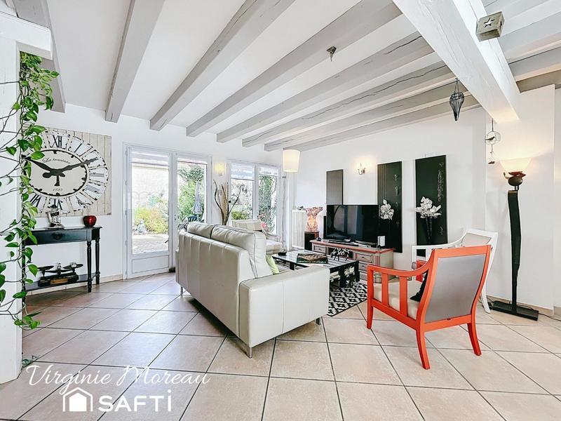 Maison - 96 m² - 6 pièces