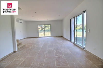 Villa - 94 m² - 4 pièces