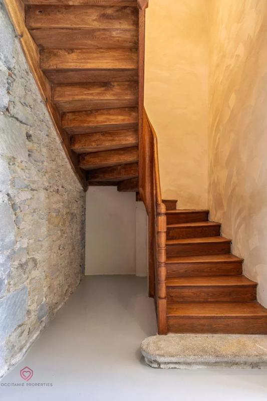 Maison - 380 m² - 10 pièces