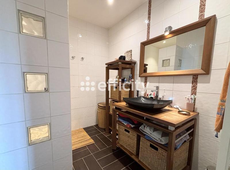 Maison - 84 m² - 4 pièces