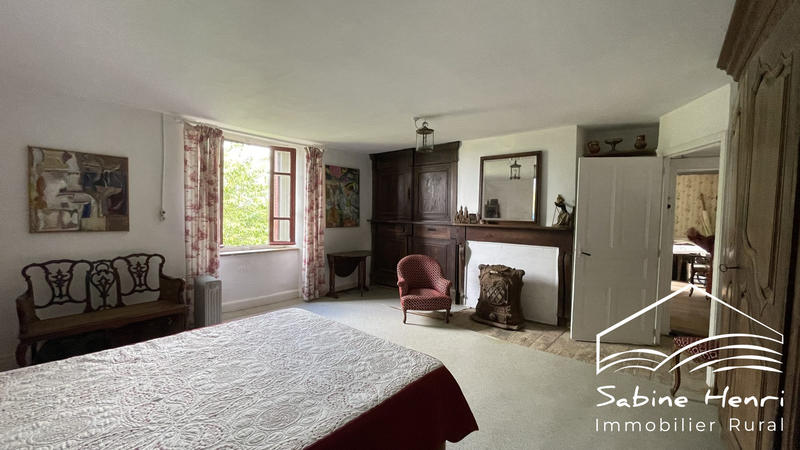 Maison - 171 m² - 7 pièces