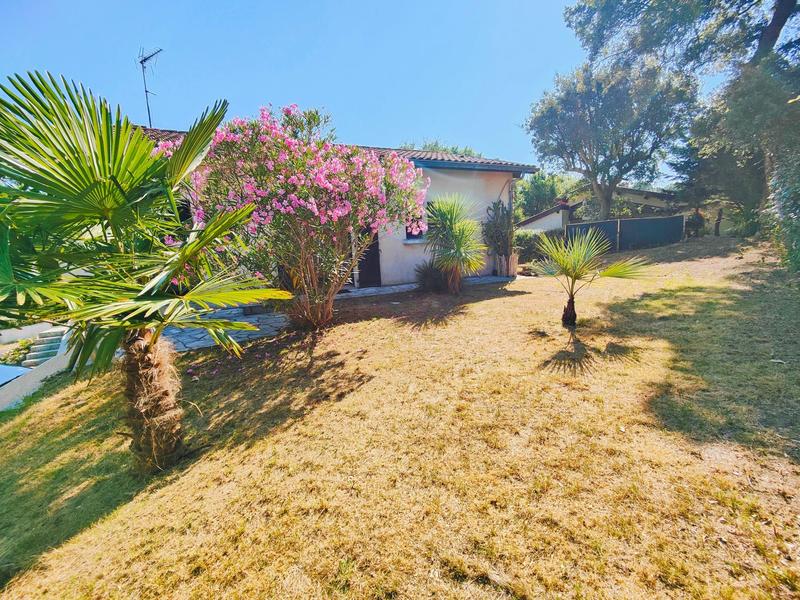 Maison - 145 m² - 8 pièces