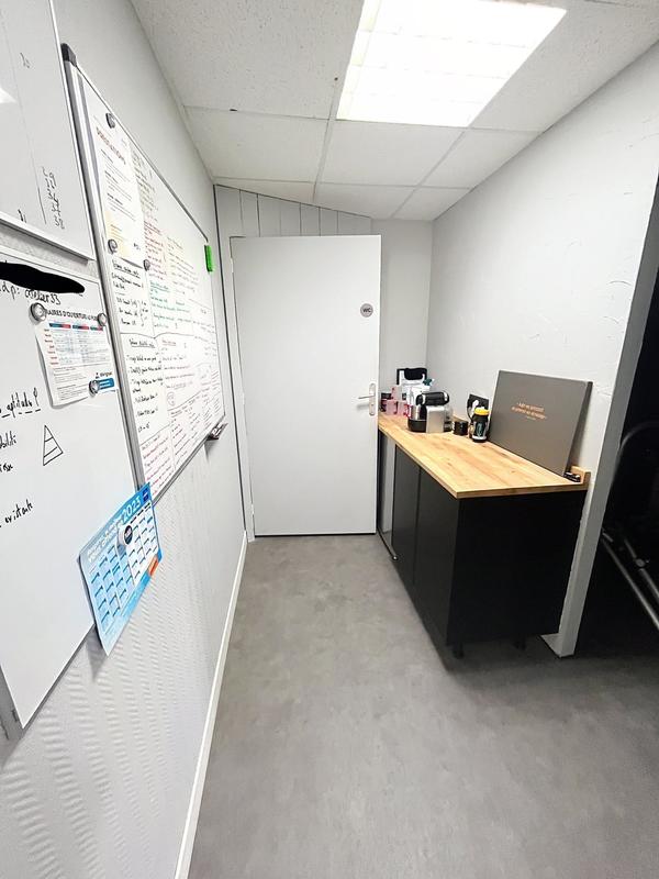 Local commercial - 3 pièces