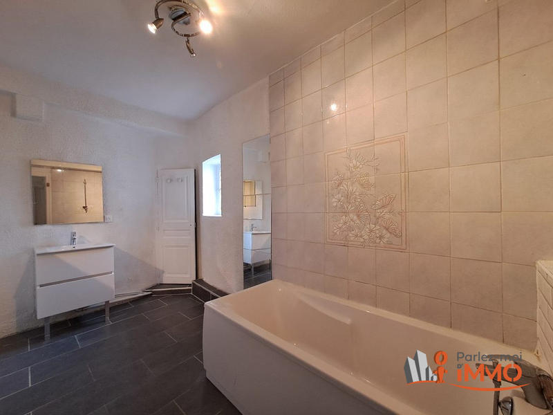 Appartement - 137 m² - 5 pièces