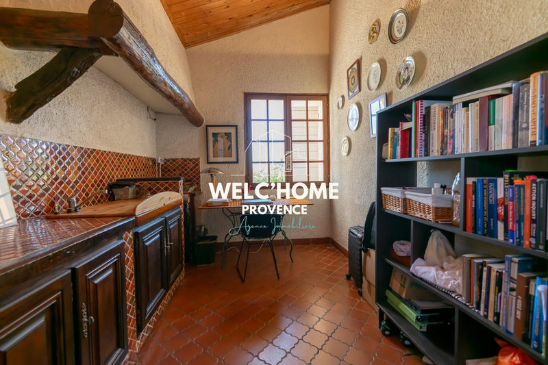 Maison ancienne - 390 m² - 9 pièces