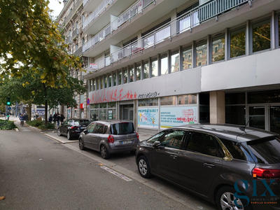 Local commercial - 363 m²