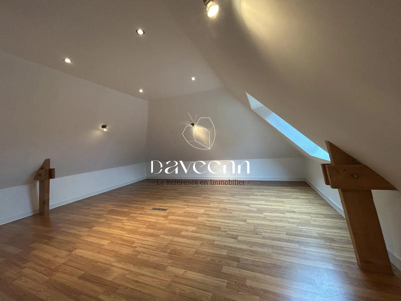 Maison - 162 m² - 5 pièces