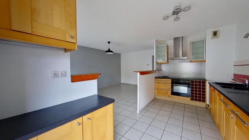 Appartement - 65 m² - 3 pièces