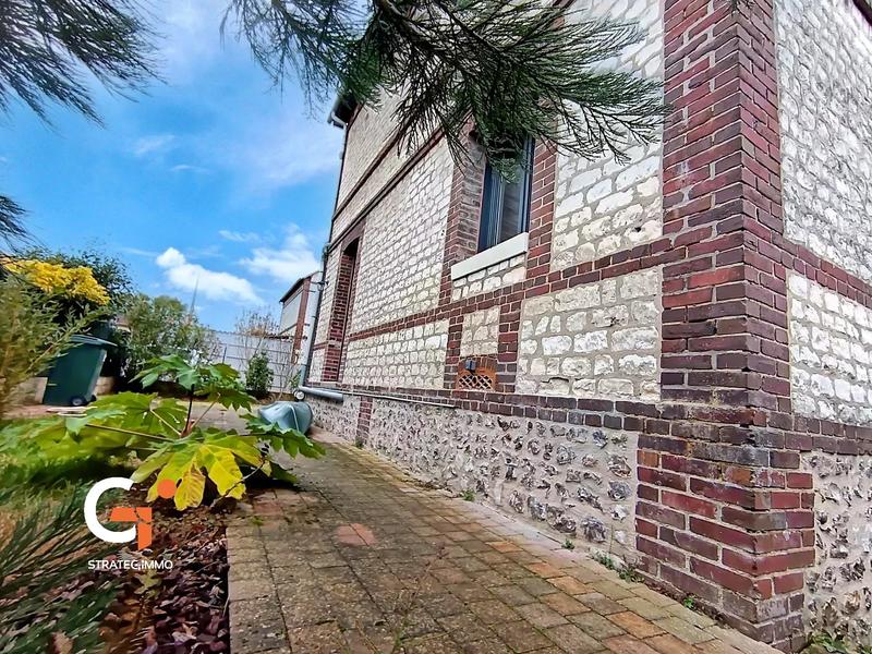 Maison - 76 m² - 6 pièces