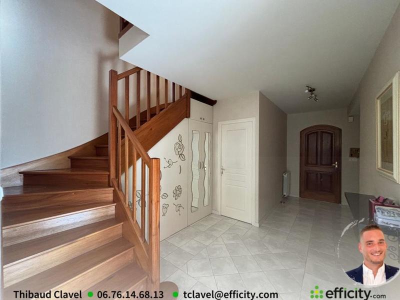 Maison - 171 m² - 6 pièces