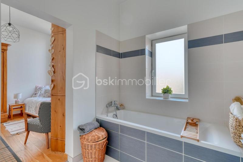 Appartement - 79 m² - 3 pièces