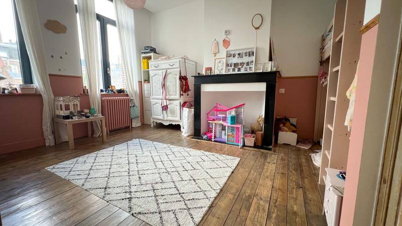 Maison - 270 m² - 7 pièces