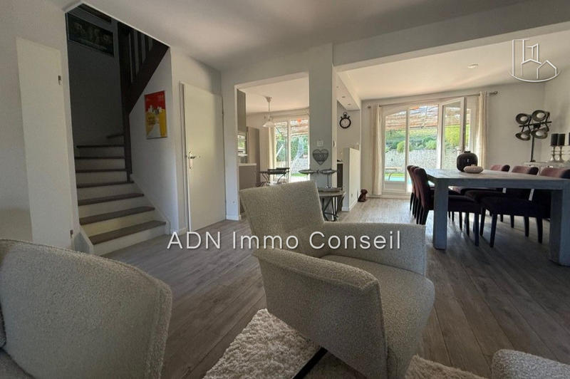 Maison - 94 m² - 4 pièces