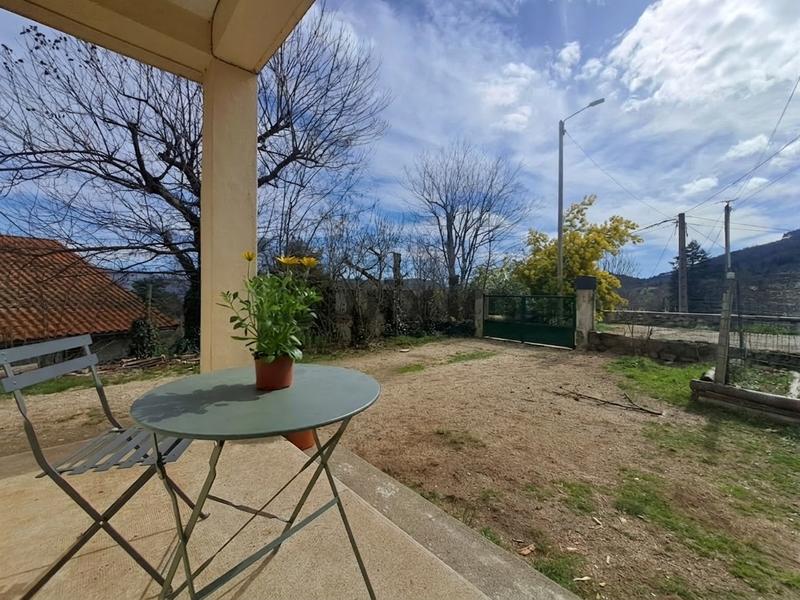 Maison - 76 m² - 5 pièces