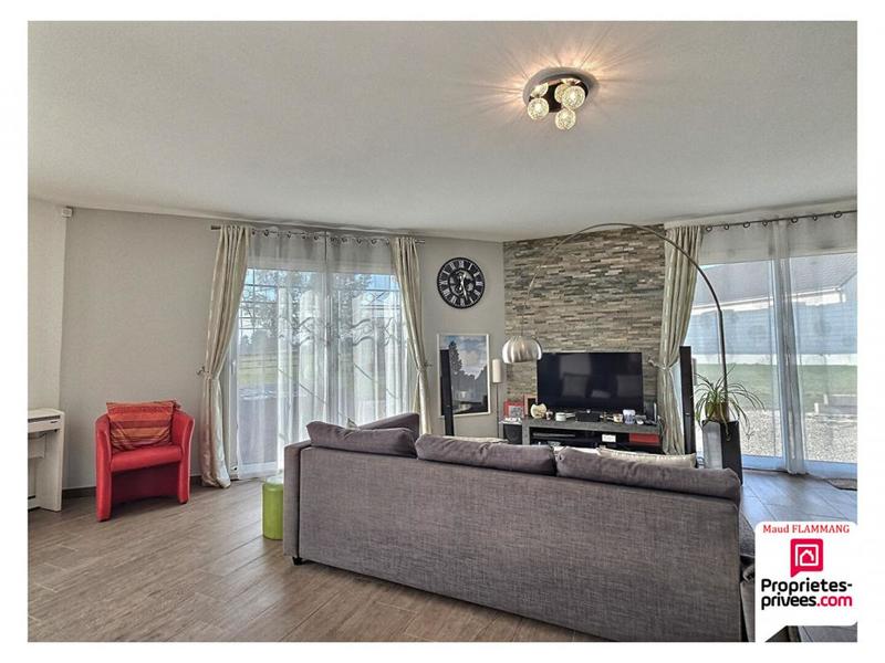 Maison - 167 m² - 8 pièces