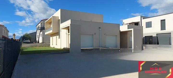 Villa - 158 m² - 6 pièces