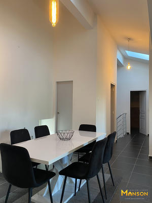 Appartement - 102 m² - 5 pièces