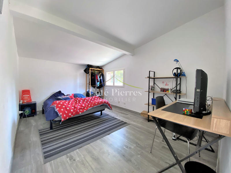 Maison - 190 m² - 5 pièces