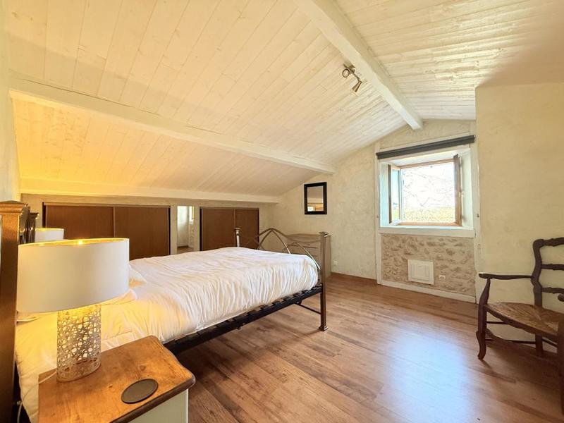 Maison - 205 m² - 7 pièces