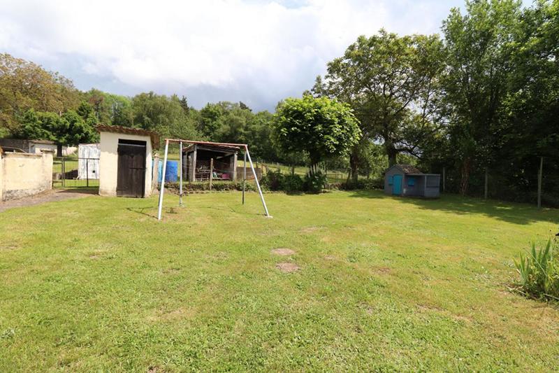 Maison - 170 m² - 8 pièces