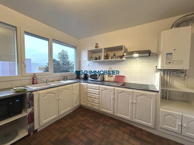 Appartement - 80 m² - 4 pièces