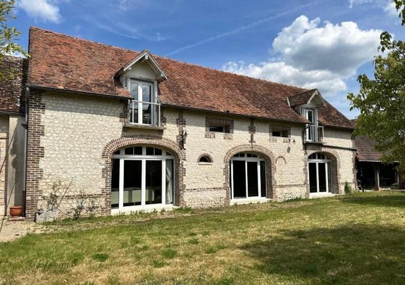 Maison - 200 m² - 6 pièces