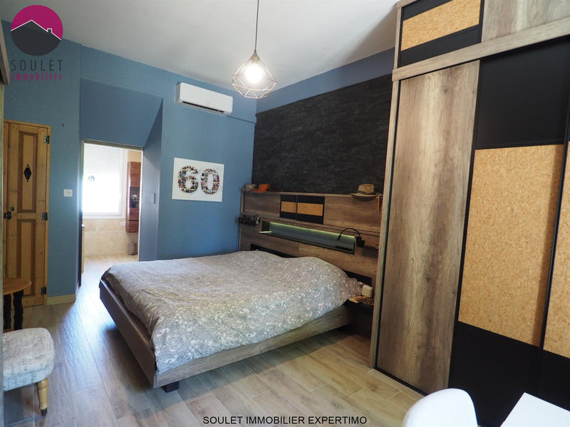 Propriété - 435 m² - 17 pièces