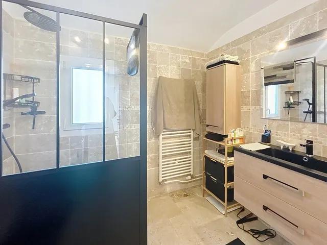 Corps de ferme - 186 m² - 8 pièces