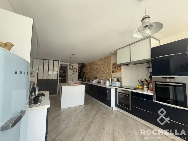 Maison contemporaine - 269 m² - 8 pièces