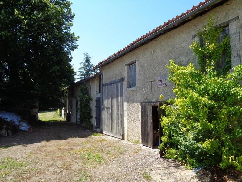 Propriété - 142 m² - 6 pièces