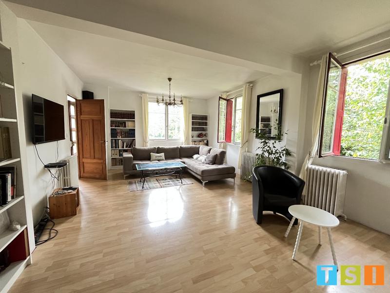 Maison - 170 m² - 8 pièces