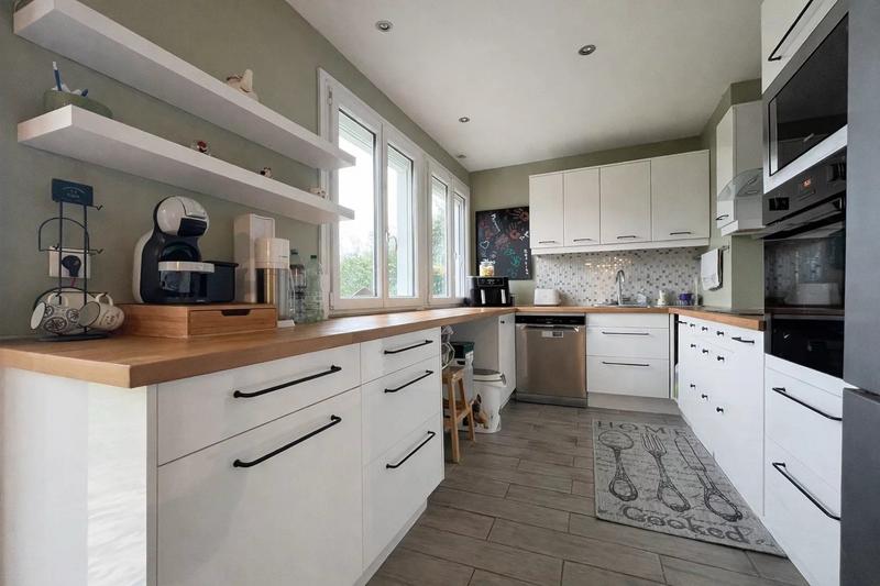 Maison - 142 m² - 7 pièces