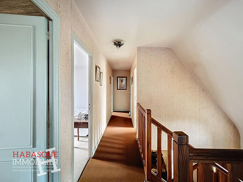 Maison - 162 m² - 7 pièces