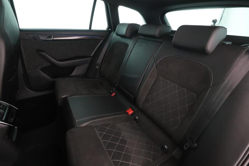 Skoda Superb Combi 2.0 Tdi Src SportLine Dsg7 150 ch