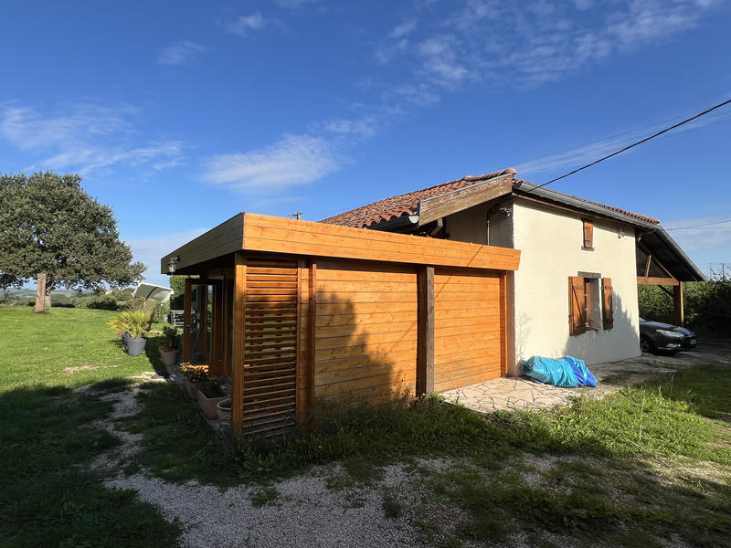 Maison - 93 m² - 4 pièces