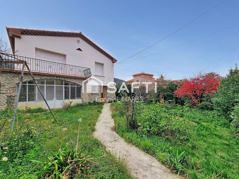 Maison - 159 m² - 8 pièces