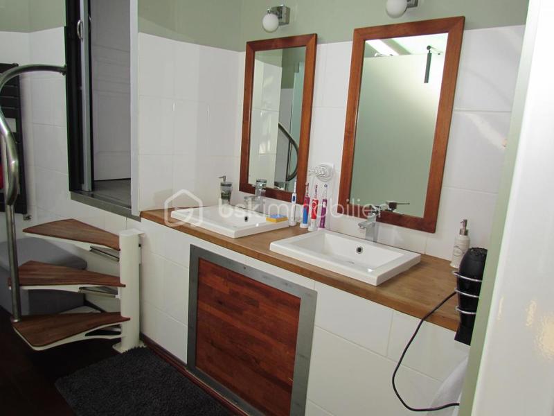 Maison ancienne - 223 m² - 7 pièces