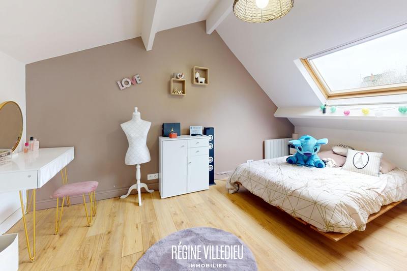 Maison - 118 m² - 4 pièces