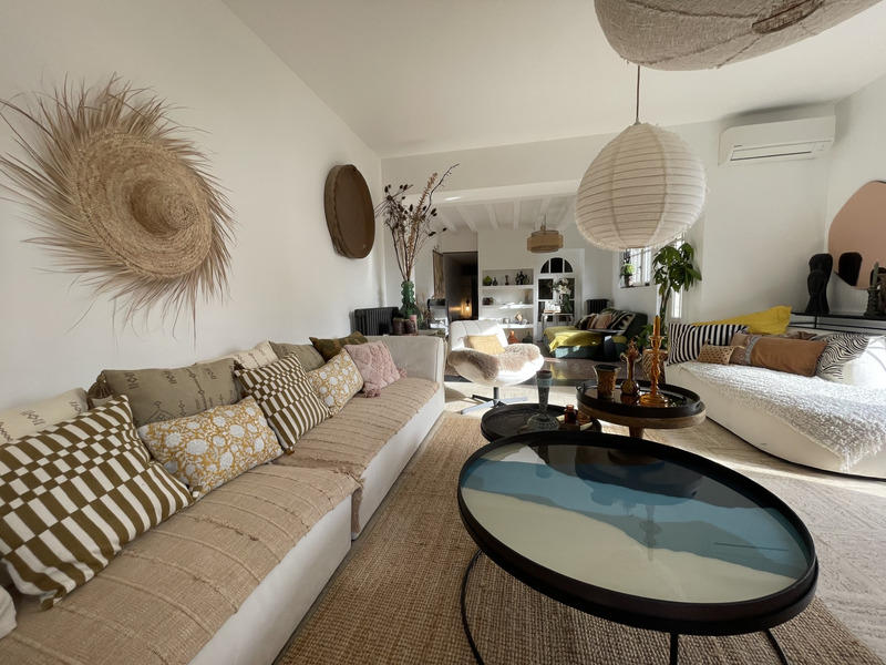 Maison bourgeoise - 250 m² - 8 pièces