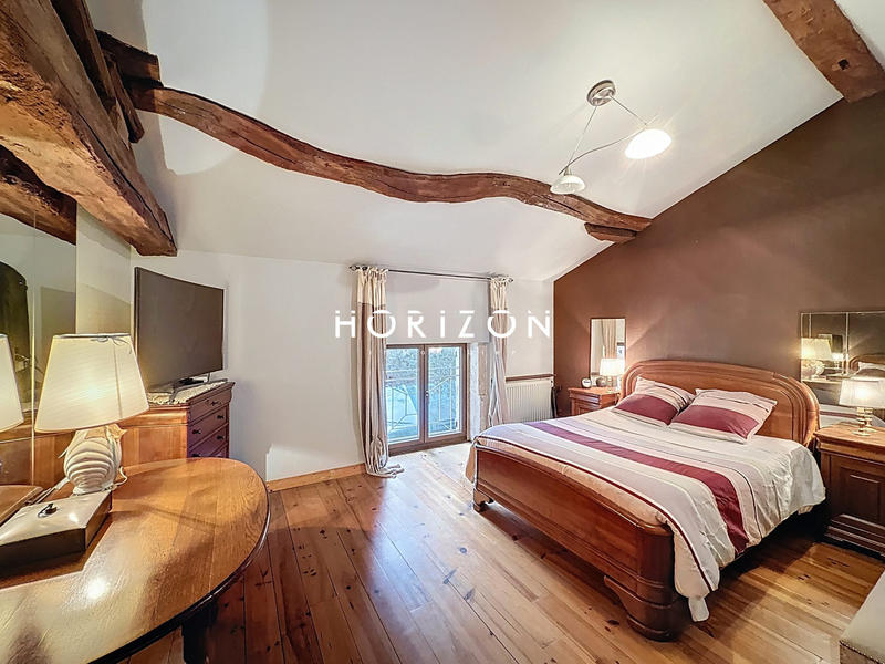 Maison ancienne - 154 m² - 6 pièces