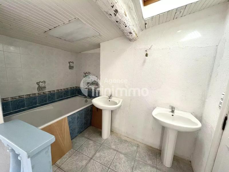 Maison - 92 m² - 4 pièces