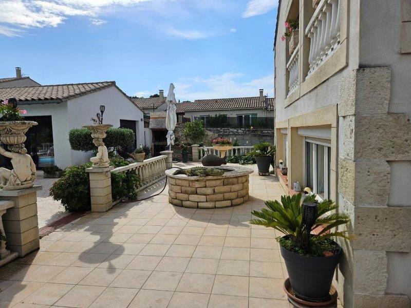 Propriété - 140 m² - 6 pièces