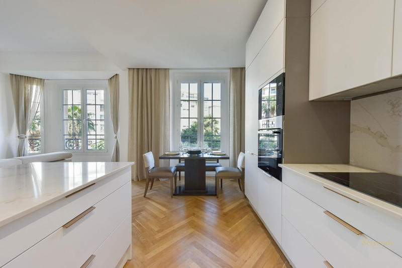 Appartement - 118 m² - 4 pièces