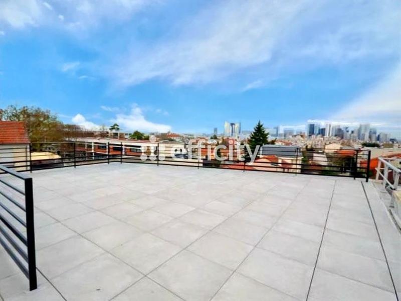 Appartement - 110 m² - 4 pièces